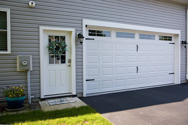24/7 Emergency Garage Door Roller Replacement experts in Concho County County, TX